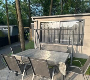 Tuinset met schommelbank